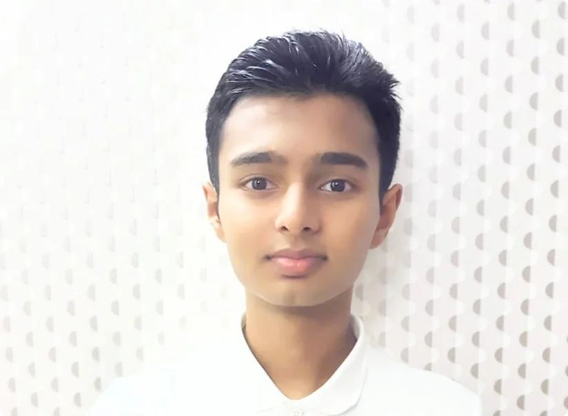 Scoring 98.6%: A Grade X Topper’s Story of Grit and Gratitude